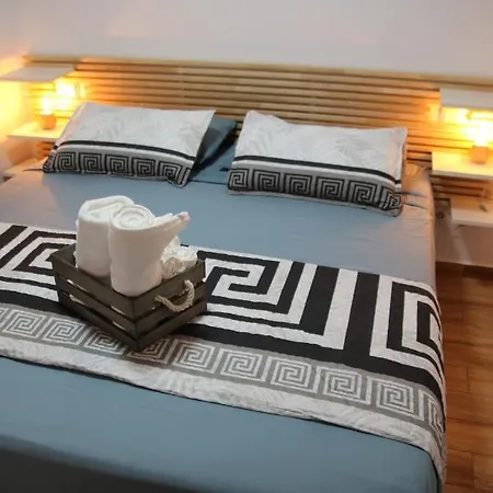 Casa Elena Фуэнхирола