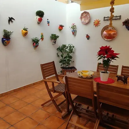 Casa Elena Фуэнхирола